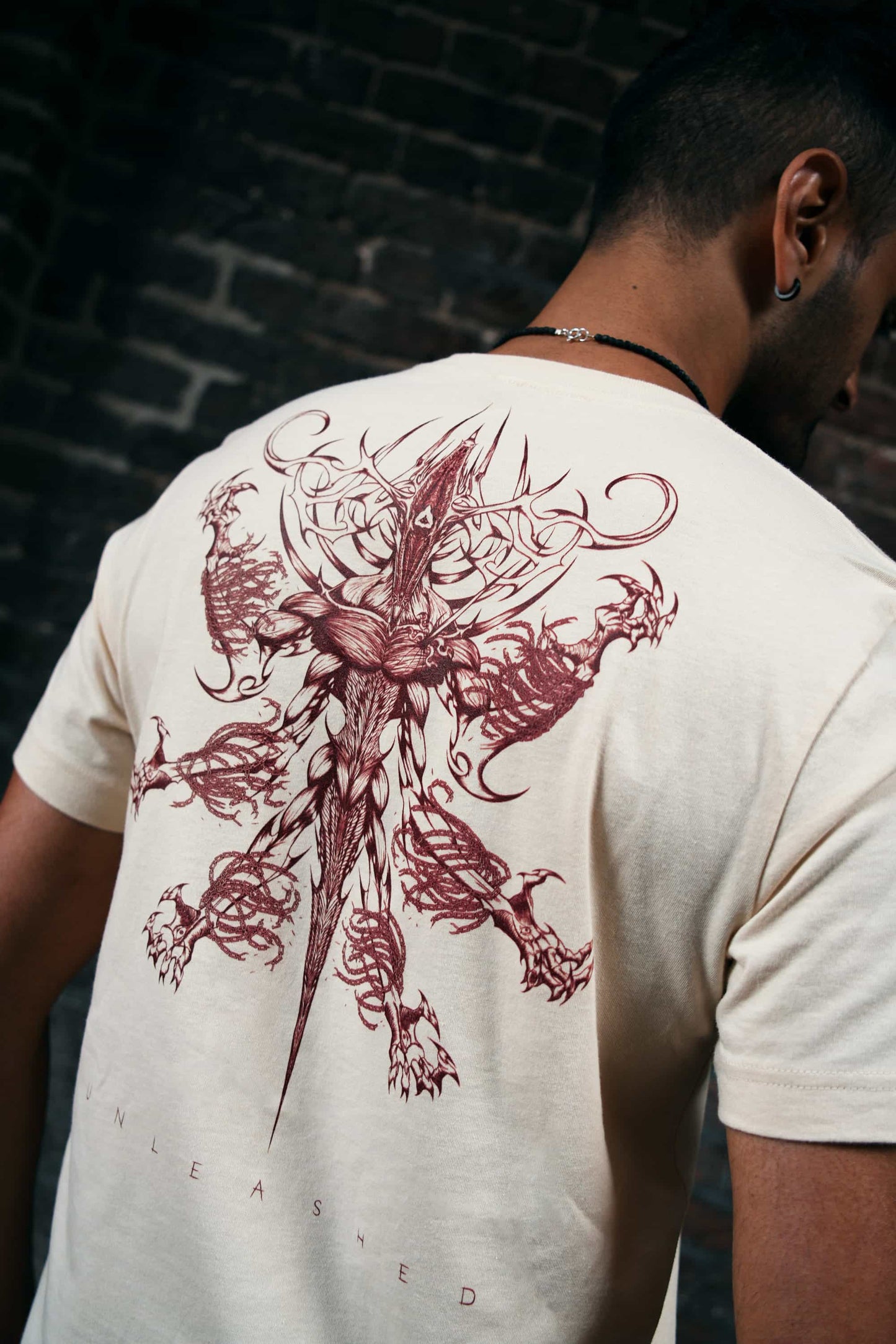 UNLEASHED - Heather Dust T-shirt